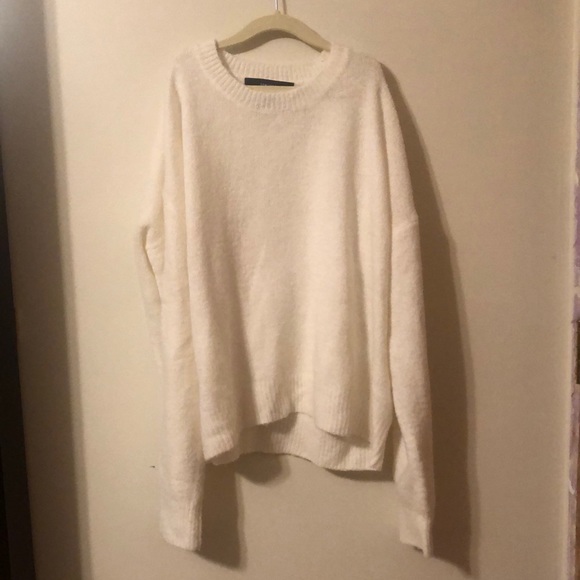 Forever 21 Sweater - Picture 1 of 3